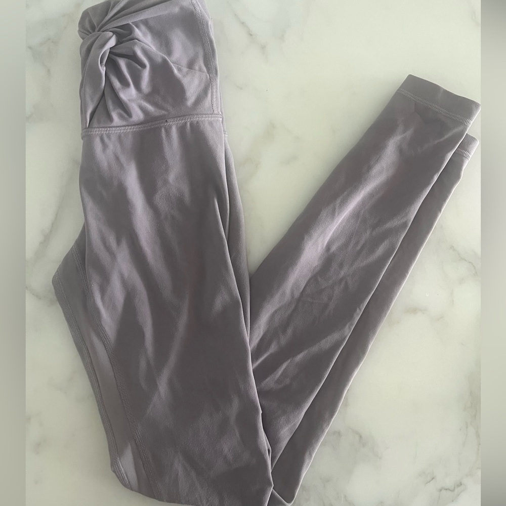 Lululemon purple twist align leggings